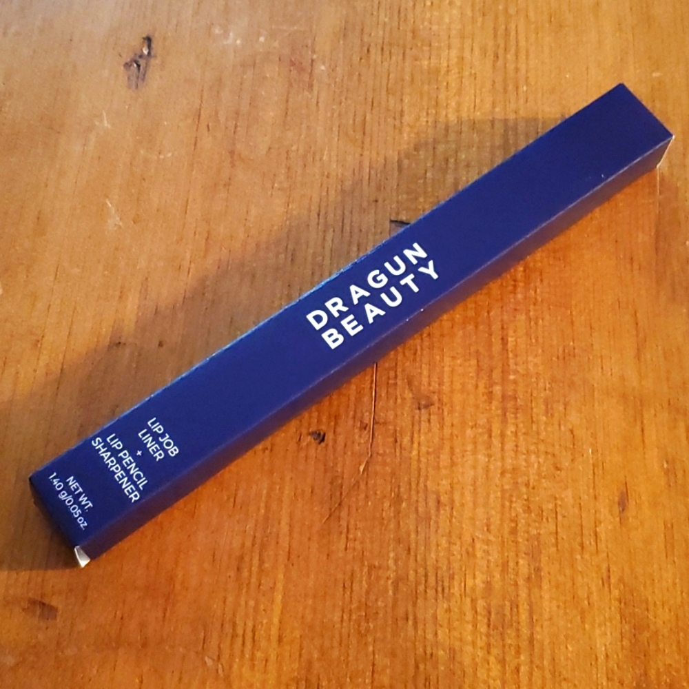 Dragun Beauty Lip Job liner and sharpener
